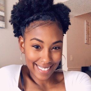 Meet your Posher, Bryonie